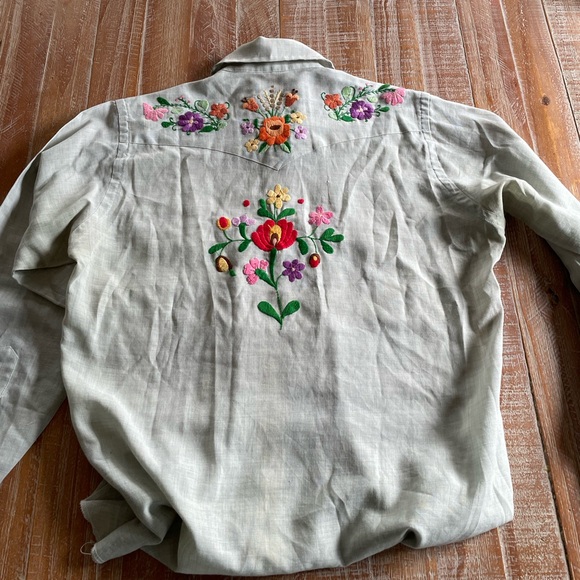 Wrangler permanent press shirt with embroidery - Picture 13 of 16